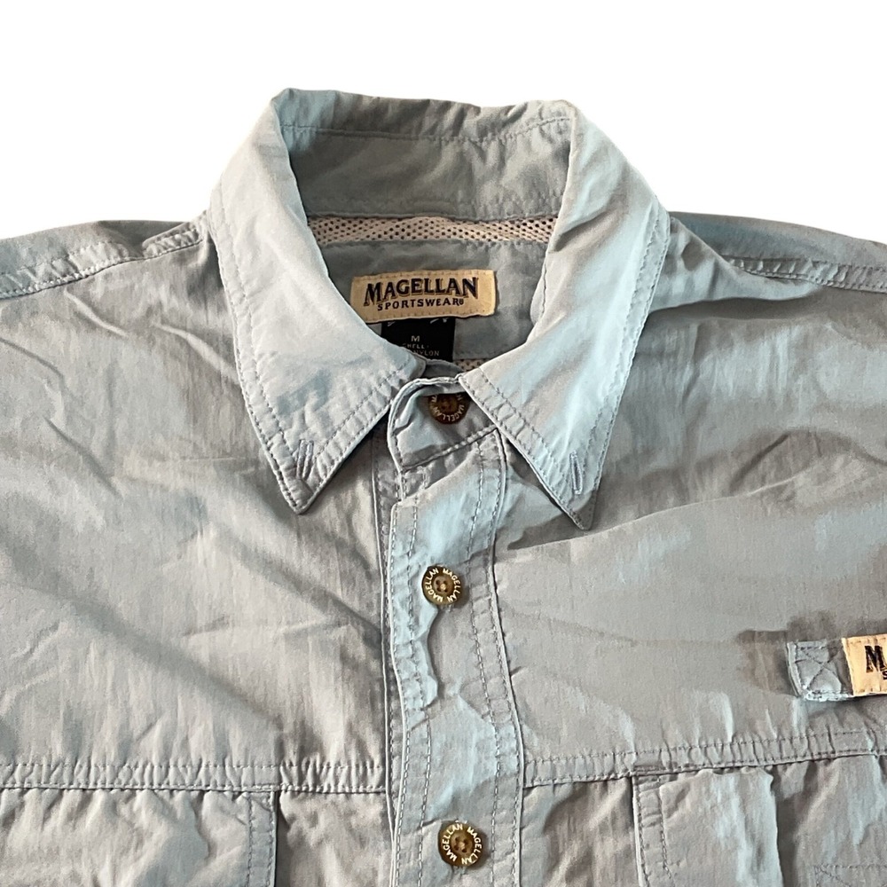 Magellan Sportswear Fishing Shirt Vented Short Sleeve Button Up Medium‎